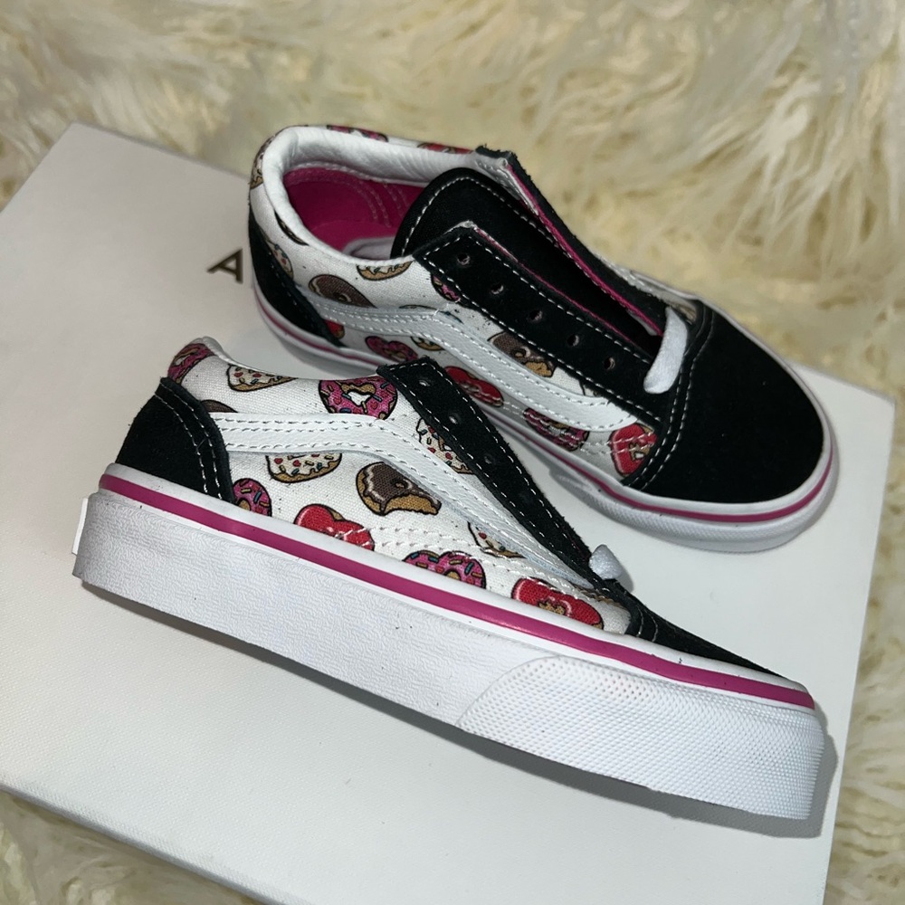 Vans Kids Old Skool Sneakers Girls Size 10.5